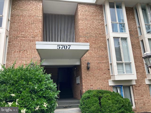 5707 INDIAN CT #29, ALEXANDRIA, Virginia 22303, 2 Bedrooms Bedrooms, ,1 BathroomBathrooms,Residential,For sale,5707 INDIAN CT #29,VAFX2256778 MLS # VAFX2256778