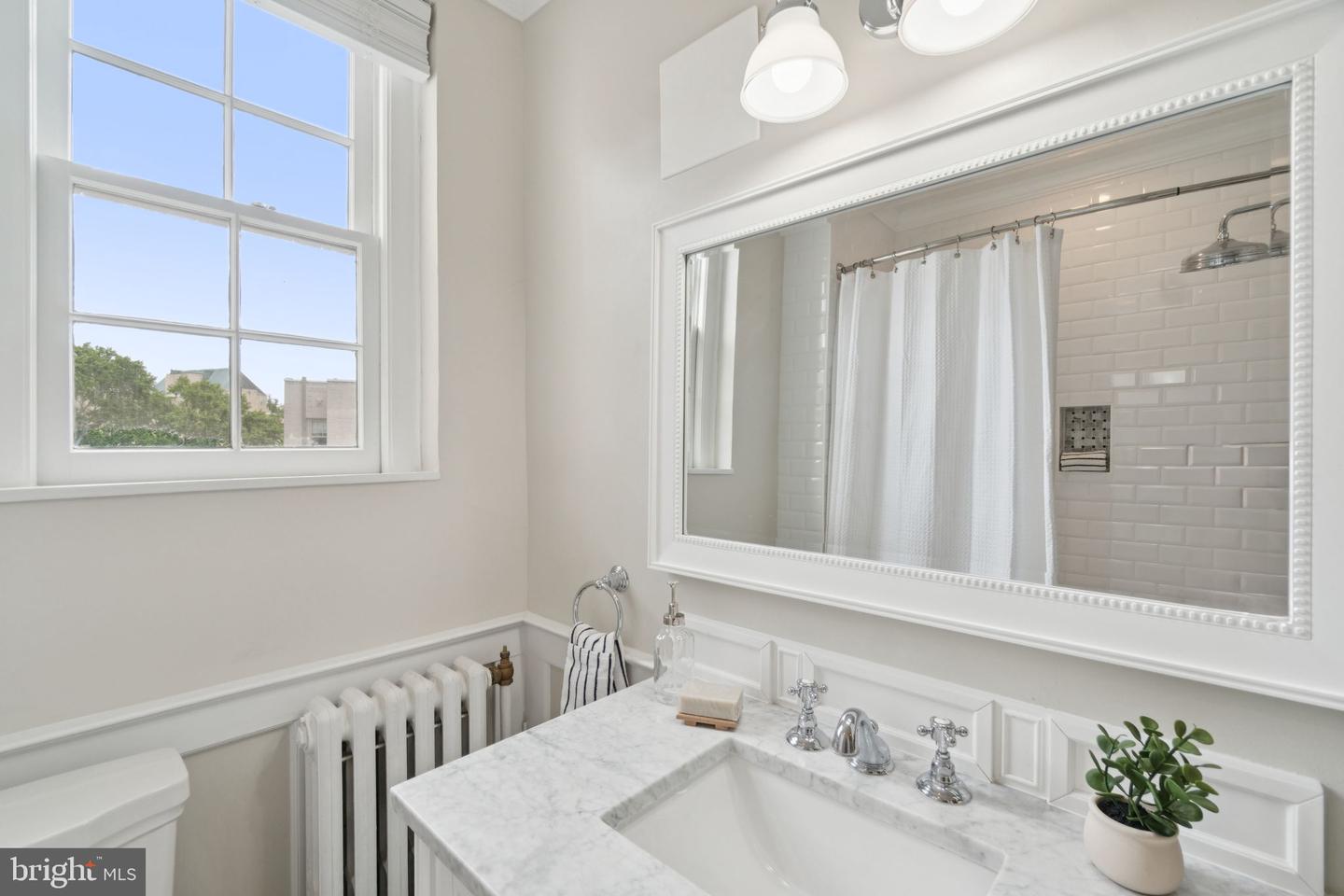 2737 DEVONSHIRE PL NW #503, WASHINGTON, District Of Columbia 20008, 2 Bedrooms Bedrooms, ,2 BathroomsBathrooms,Residential,For sale,2737 DEVONSHIRE PL NW #503,DCDC2211530 MLS # DCDC2211530