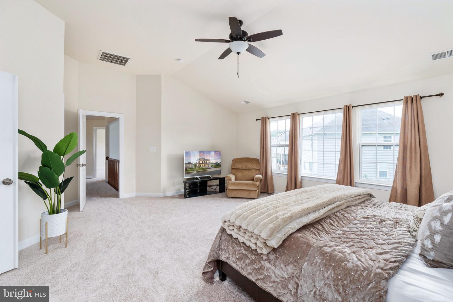105 COACHMAN CIR, STAFFORD, Virginia 22554, 4 Bedrooms Bedrooms, ,4 BathroomsBathrooms,Residential,For sale,105 COACHMAN CIR,VAST2041028 MLS # VAST2041028