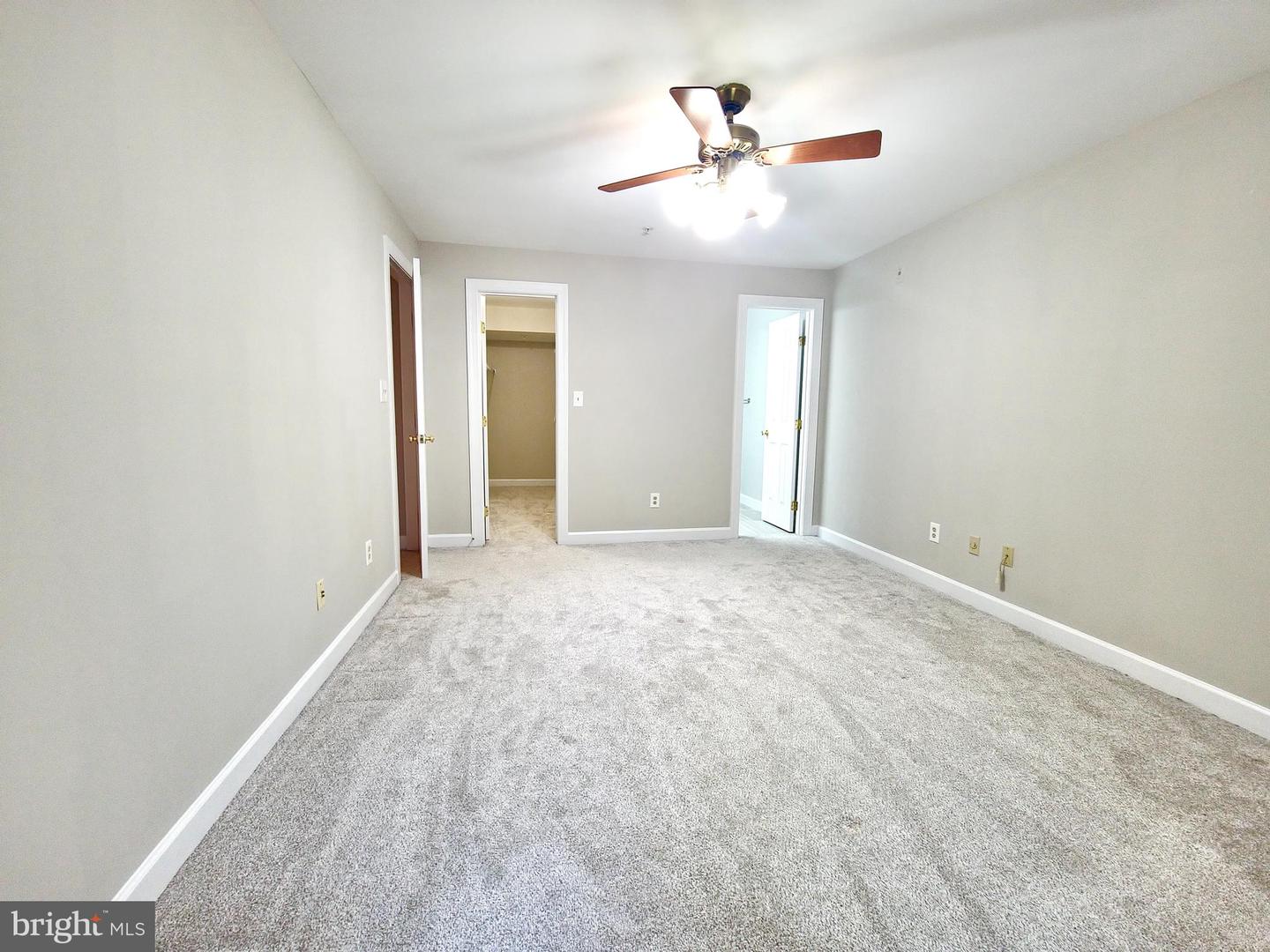 12253 FAIRFIELD HOUSE DR #405, FAIRFAX, Virginia 22033, 2 Bedrooms Bedrooms, ,2 BathroomsBathrooms,Residential,For sale,12253 FAIRFIELD HOUSE DR #405,VAFX2256908 MLS # VAFX2256908