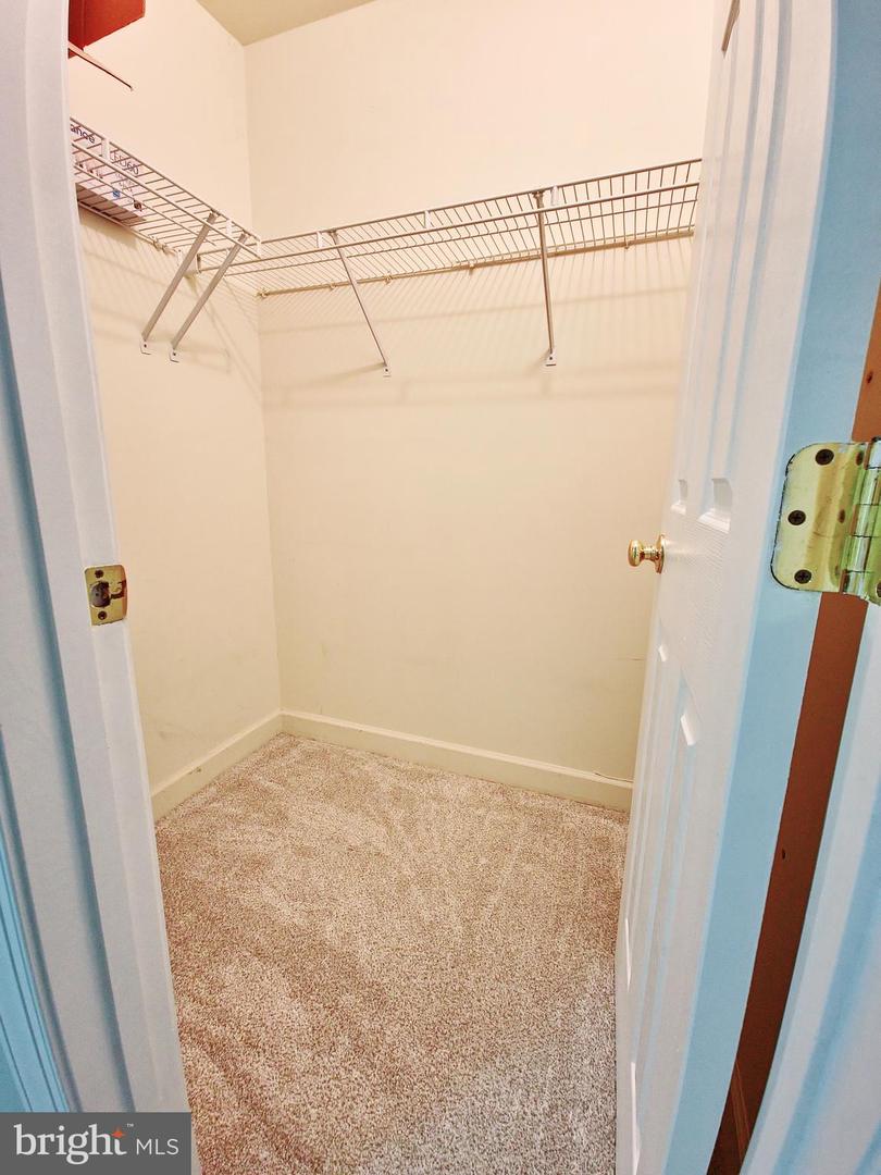 12253 FAIRFIELD HOUSE DR #405, FAIRFAX, Virginia 22033, 2 Bedrooms Bedrooms, ,2 BathroomsBathrooms,Residential,For sale,12253 FAIRFIELD HOUSE DR #405,VAFX2256908 MLS # VAFX2256908