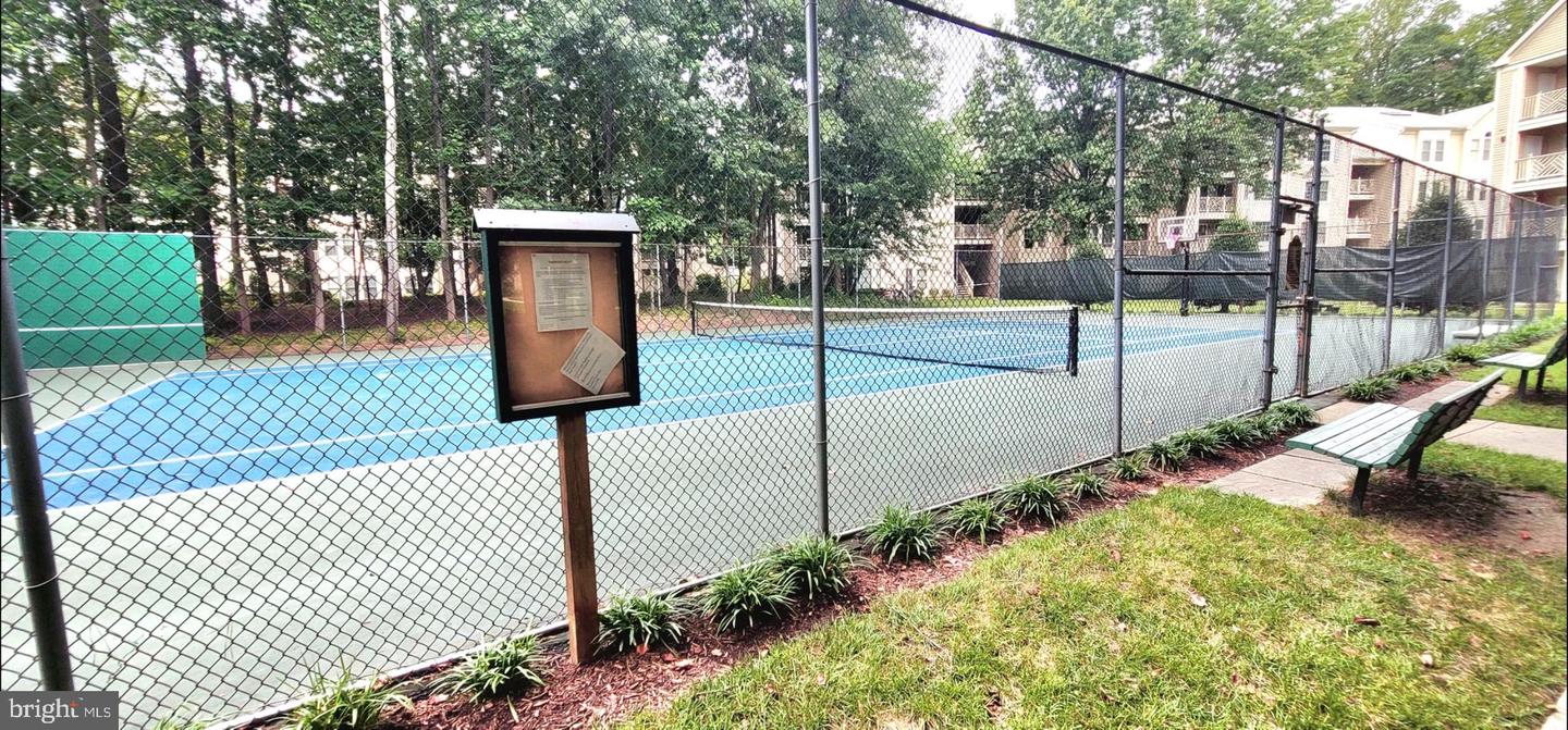 12253 FAIRFIELD HOUSE DR #405, FAIRFAX, Virginia 22033, 2 Bedrooms Bedrooms, ,2 BathroomsBathrooms,Residential,For sale,12253 FAIRFIELD HOUSE DR #405,VAFX2256908 MLS # VAFX2256908