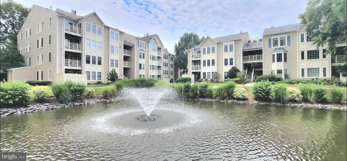 12253 FAIRFIELD HOUSE DR #405, FAIRFAX, Virginia 22033, 2 Bedrooms Bedrooms, ,2 BathroomsBathrooms,Residential,For sale,12253 FAIRFIELD HOUSE DR #405,VAFX2256908 MLS # VAFX2256908