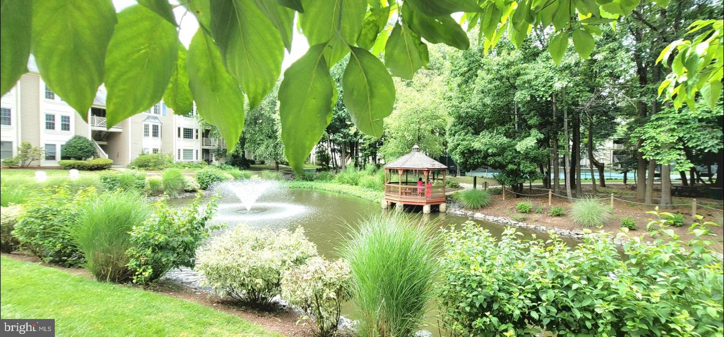 12253 FAIRFIELD HOUSE DR #405, FAIRFAX, Virginia 22033, 2 Bedrooms Bedrooms, ,2 BathroomsBathrooms,Residential,For sale,12253 FAIRFIELD HOUSE DR #405,VAFX2256908 MLS # VAFX2256908