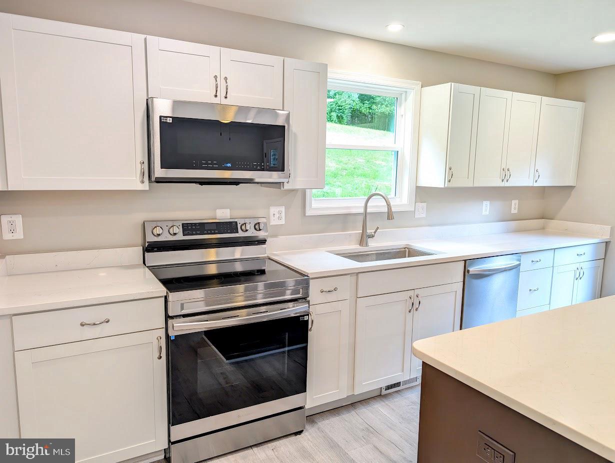 1032 DEAL PL, AMISSVILLE, Virginia 20106, 3 Bedrooms Bedrooms, ,2 BathroomsBathrooms,Residential,For sale,1032 DEAL PL,VACU2011048 MLS # VACU2011048