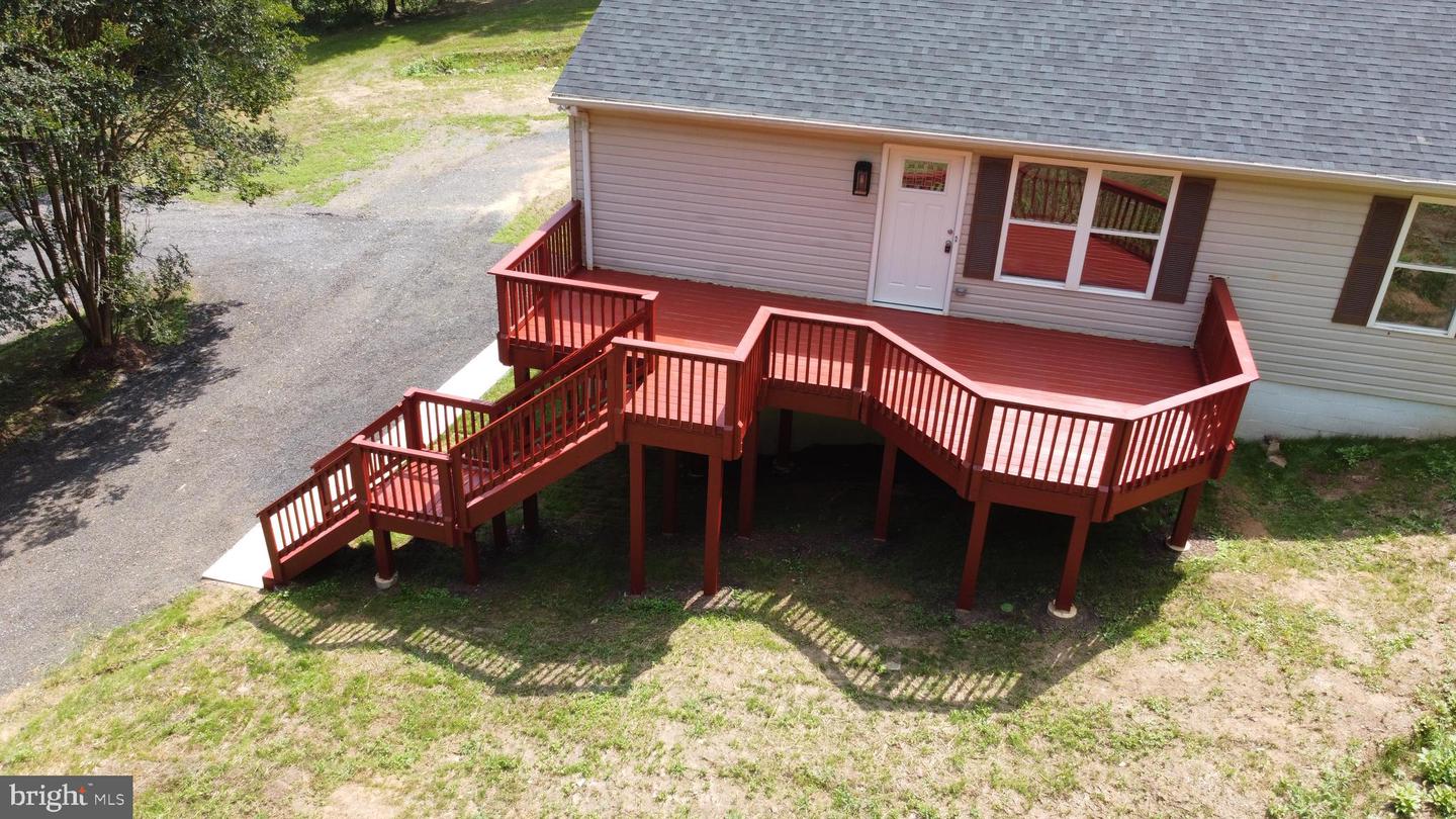 1032 DEAL PL, AMISSVILLE, Virginia 20106, 3 Bedrooms Bedrooms, ,2 BathroomsBathrooms,Residential,For sale,1032 DEAL PL,VACU2011048 MLS # VACU2011048