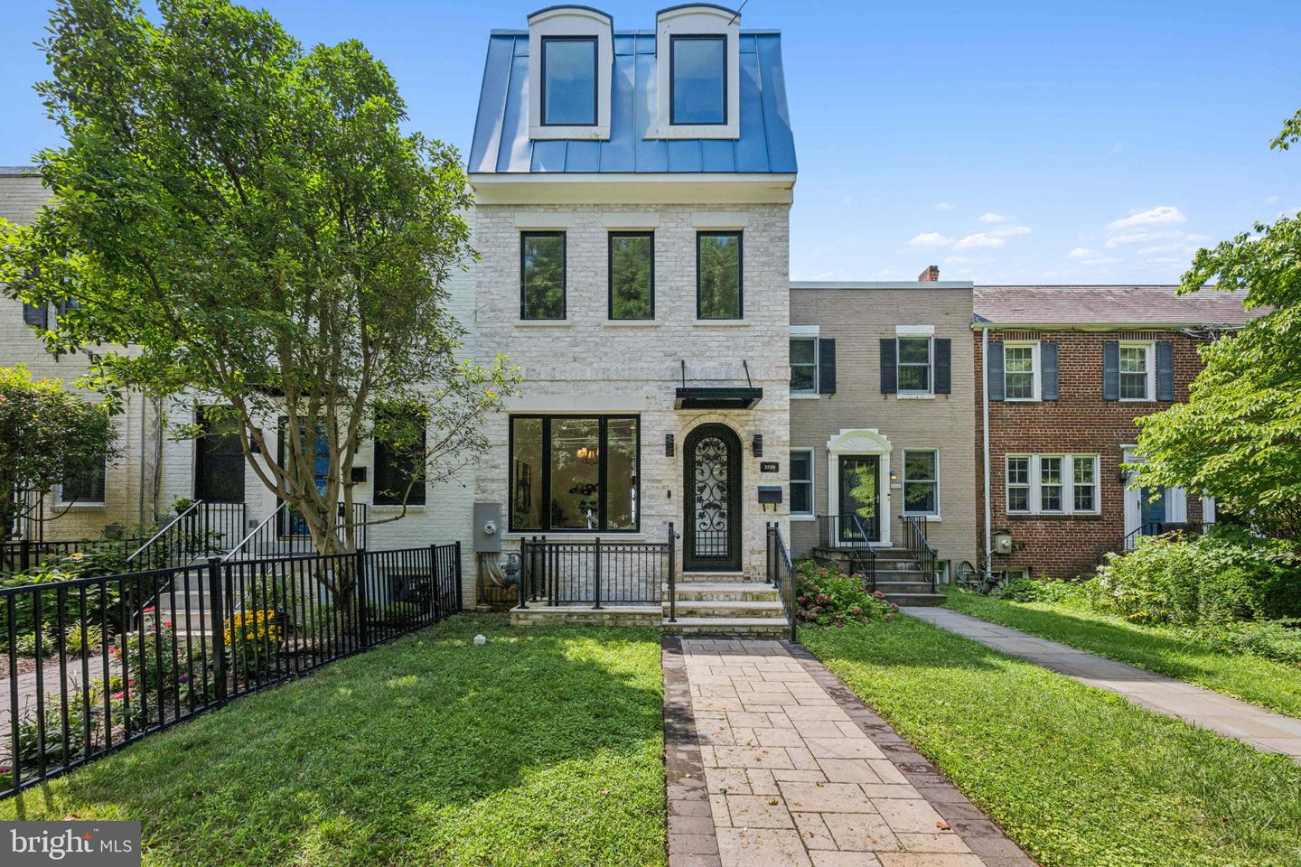 3550 WHITEHAVEN PKWY NW, WASHINGTON, District Of Columbia 20007, 5 Bedrooms Bedrooms, ,5 BathroomsBathrooms,Residential,For sale,3550 WHITEHAVEN PKWY NW,DCDC2211600 MLS # DCDC2211600
