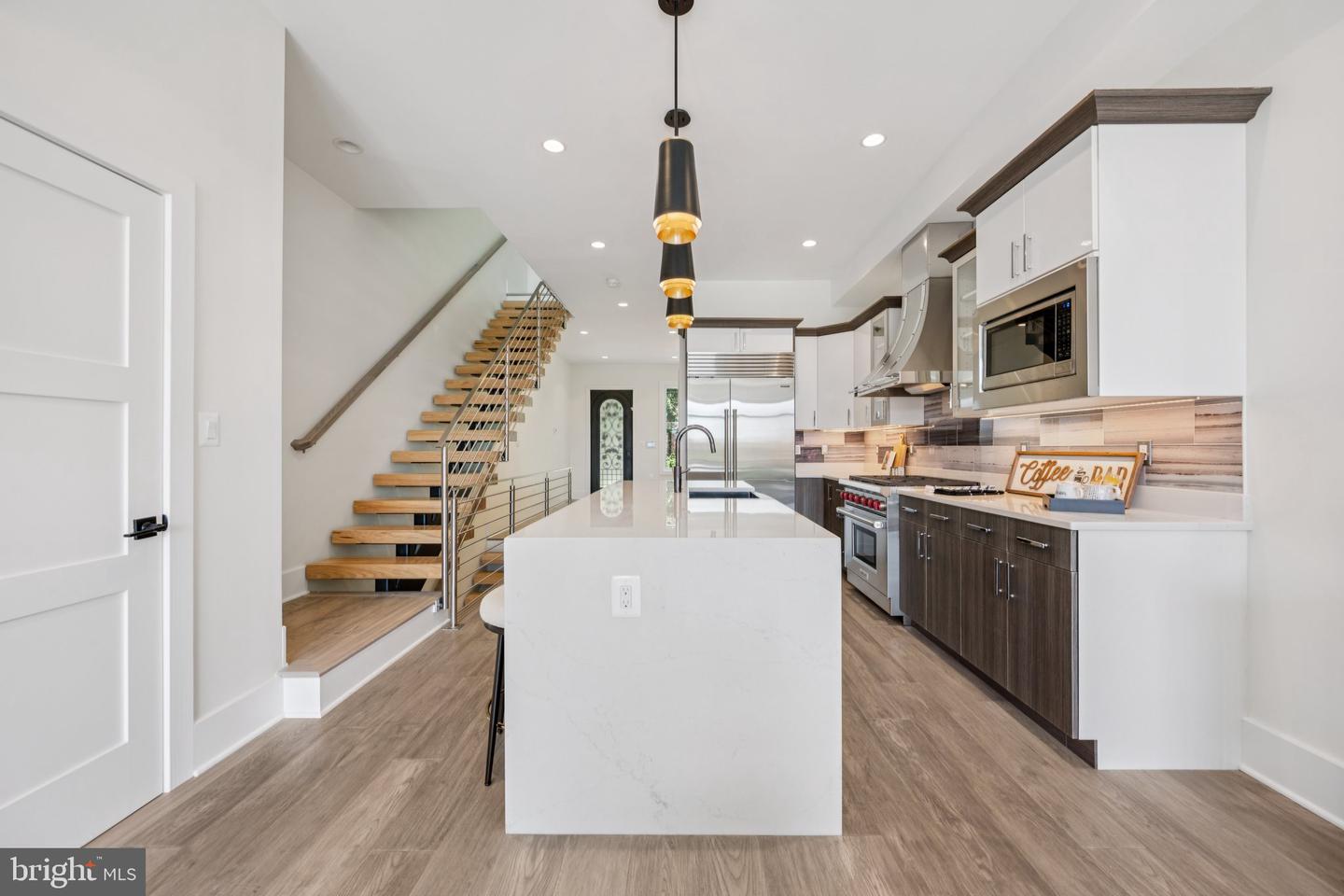 3550 WHITEHAVEN PKWY NW, WASHINGTON, District Of Columbia 20007, 5 Bedrooms Bedrooms, ,5 BathroomsBathrooms,Residential,For sale,3550 WHITEHAVEN PKWY NW,DCDC2211600 MLS # DCDC2211600