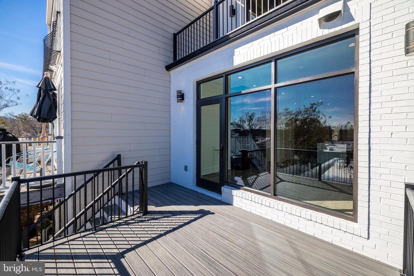 3550 WHITEHAVEN PKWY NW, WASHINGTON, District Of Columbia 20007, 5 Bedrooms Bedrooms, ,5 BathroomsBathrooms,Residential,For sale,3550 WHITEHAVEN PKWY NW,DCDC2211600 MLS # DCDC2211600