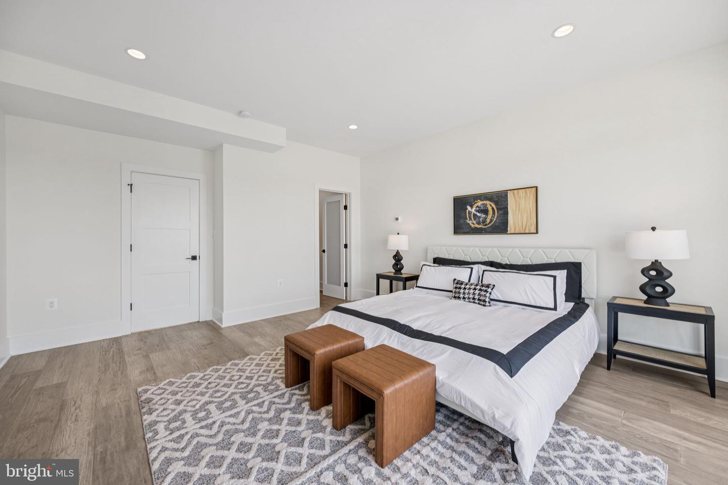 3550 WHITEHAVEN PKWY NW, WASHINGTON, District Of Columbia 20007, 5 Bedrooms Bedrooms, ,5 BathroomsBathrooms,Residential,For sale,3550 WHITEHAVEN PKWY NW,DCDC2211600 MLS # DCDC2211600