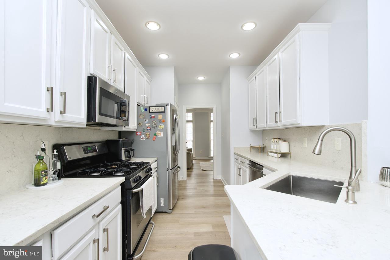 613 BATTERY TER NE, LEESBURG, Virginia 20176, 3 Bedrooms Bedrooms, ,3 BathroomsBathrooms,Residential,For sale,613 BATTERY TER NE,VALO2102958 MLS # VALO2102958