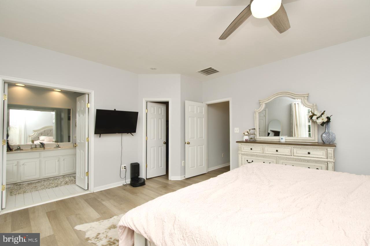613 BATTERY TER NE, LEESBURG, Virginia 20176, 3 Bedrooms Bedrooms, ,3 BathroomsBathrooms,Residential,For sale,613 BATTERY TER NE,VALO2102958 MLS # VALO2102958