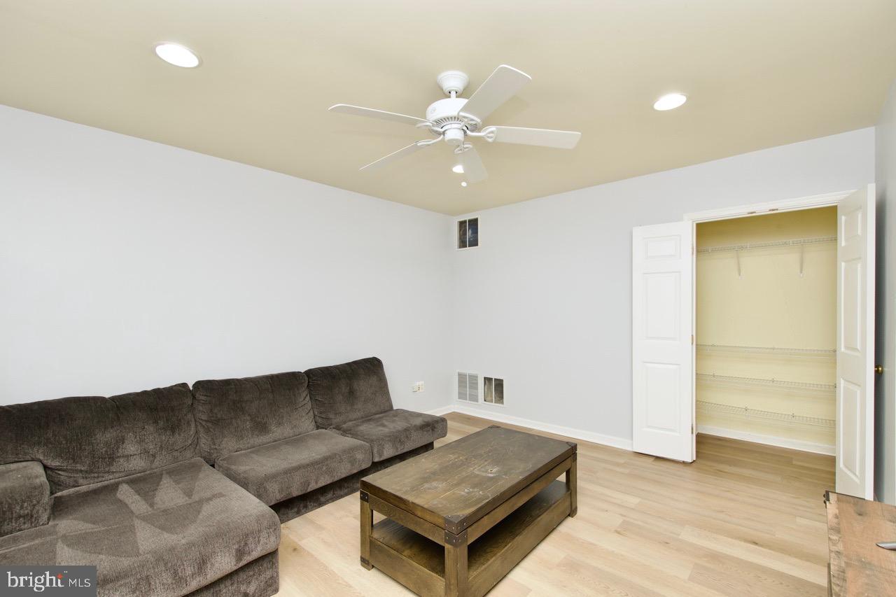 613 BATTERY TER NE, LEESBURG, Virginia 20176, 3 Bedrooms Bedrooms, ,3 BathroomsBathrooms,Residential,For sale,613 BATTERY TER NE,VALO2102958 MLS # VALO2102958
