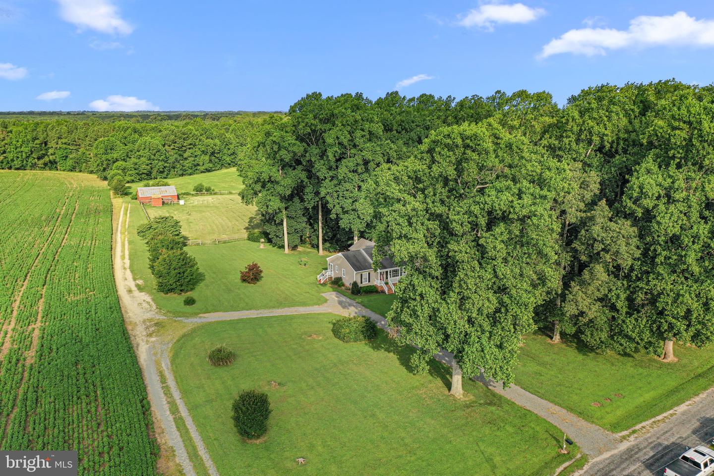 727 BRIZENDINE LN, DUNNSVILLE, Virginia 22454, 3 Bedrooms Bedrooms, 9 Rooms Rooms,2 BathroomsBathrooms,Residential,For sale,727 BRIZENDINE LN,VAES2000946 MLS # VAES2000946