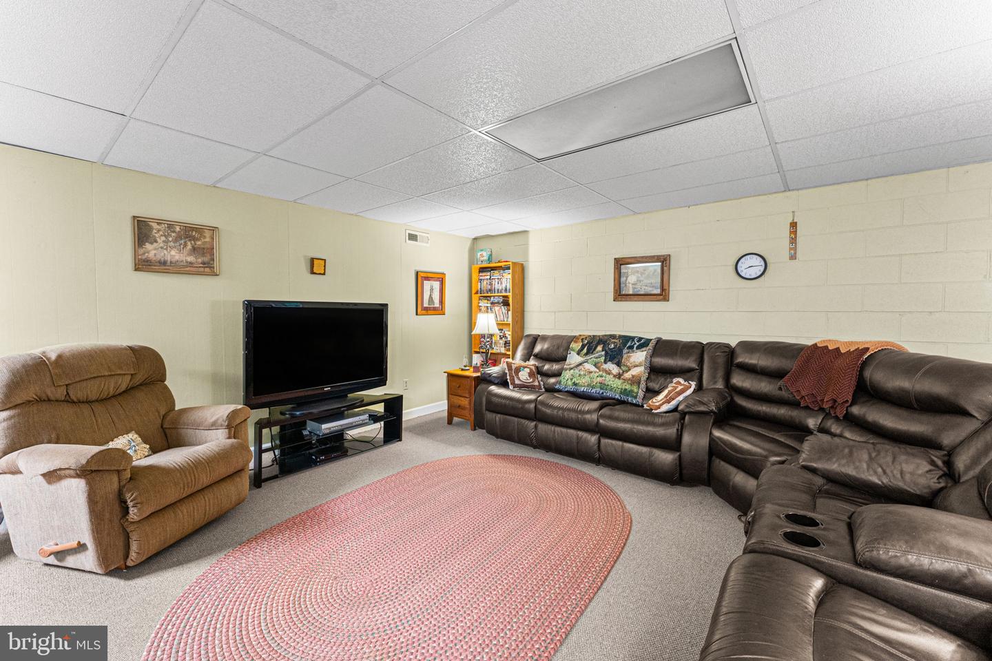 727 BRIZENDINE LN, DUNNSVILLE, Virginia 22454, 3 Bedrooms Bedrooms, 9 Rooms Rooms,2 BathroomsBathrooms,Residential,For sale,727 BRIZENDINE LN,VAES2000946 MLS # VAES2000946