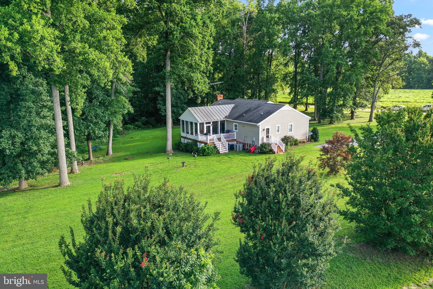 727 BRIZENDINE LN, DUNNSVILLE, Virginia 22454, 3 Bedrooms Bedrooms, 9 Rooms Rooms,2 BathroomsBathrooms,Residential,For sale,727 BRIZENDINE LN,VAES2000946 MLS # VAES2000946