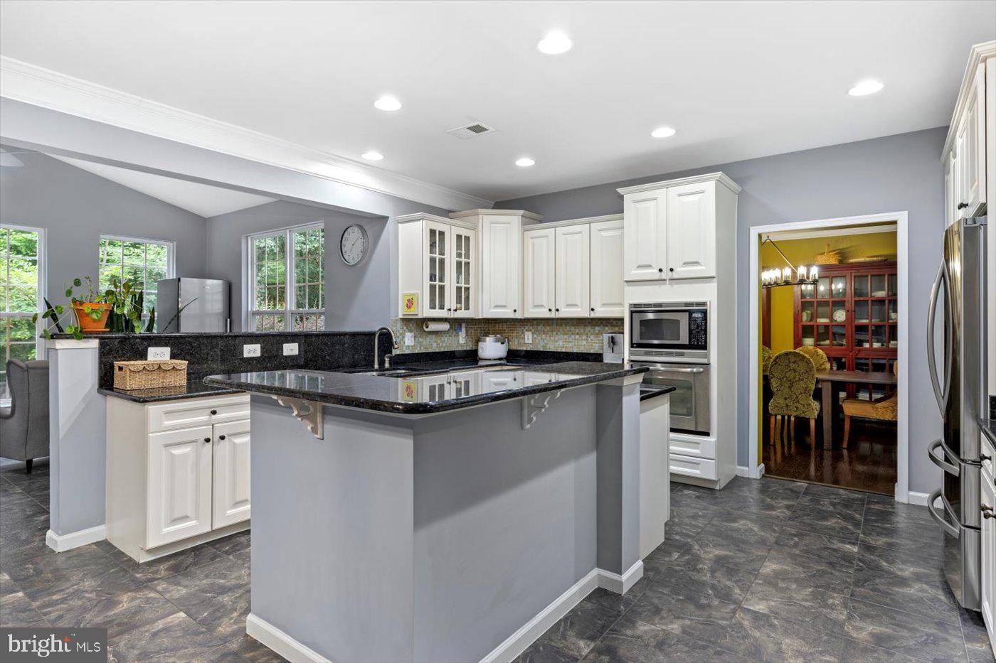7802 LYNDHURST CT, SPOTSYLVANIA, Virginia 22553, 4 Bedrooms Bedrooms, ,4 BathroomsBathrooms,Residential,For sale,7802 LYNDHURST CT,VASP2034868 MLS # VASP2034868