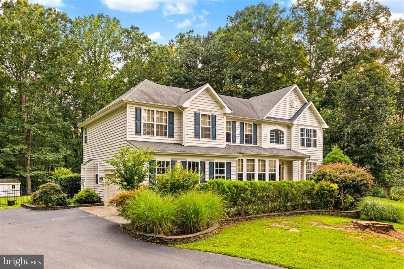 7802 LYNDHURST CT, SPOTSYLVANIA, Virginia 22553, 4 Bedrooms Bedrooms, ,4 BathroomsBathrooms,Residential,For sale,7802 LYNDHURST CT,VASP2034868 MLS # VASP2034868