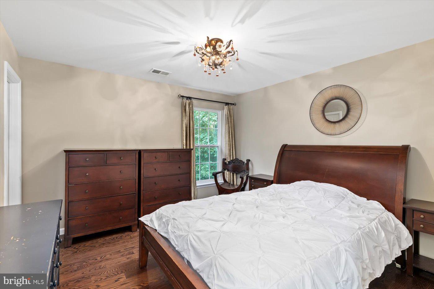 7802 LYNDHURST CT, SPOTSYLVANIA, Virginia 22553, 4 Bedrooms Bedrooms, ,4 BathroomsBathrooms,Residential,For sale,7802 LYNDHURST CT,VASP2034868 MLS # VASP2034868