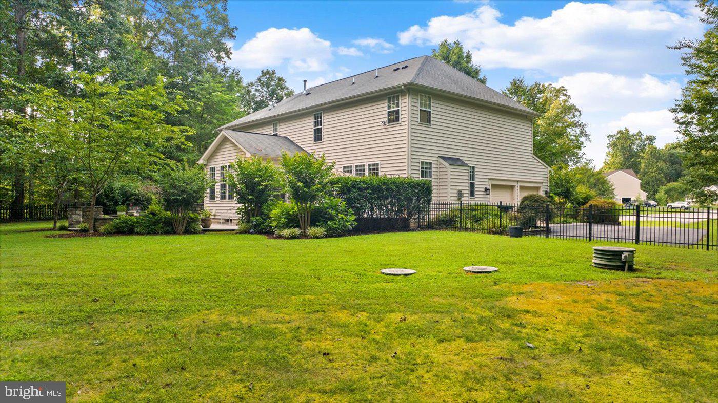 7802 LYNDHURST CT, SPOTSYLVANIA, Virginia 22553, 4 Bedrooms Bedrooms, ,4 BathroomsBathrooms,Residential,For sale,7802 LYNDHURST CT,VASP2034868 MLS # VASP2034868