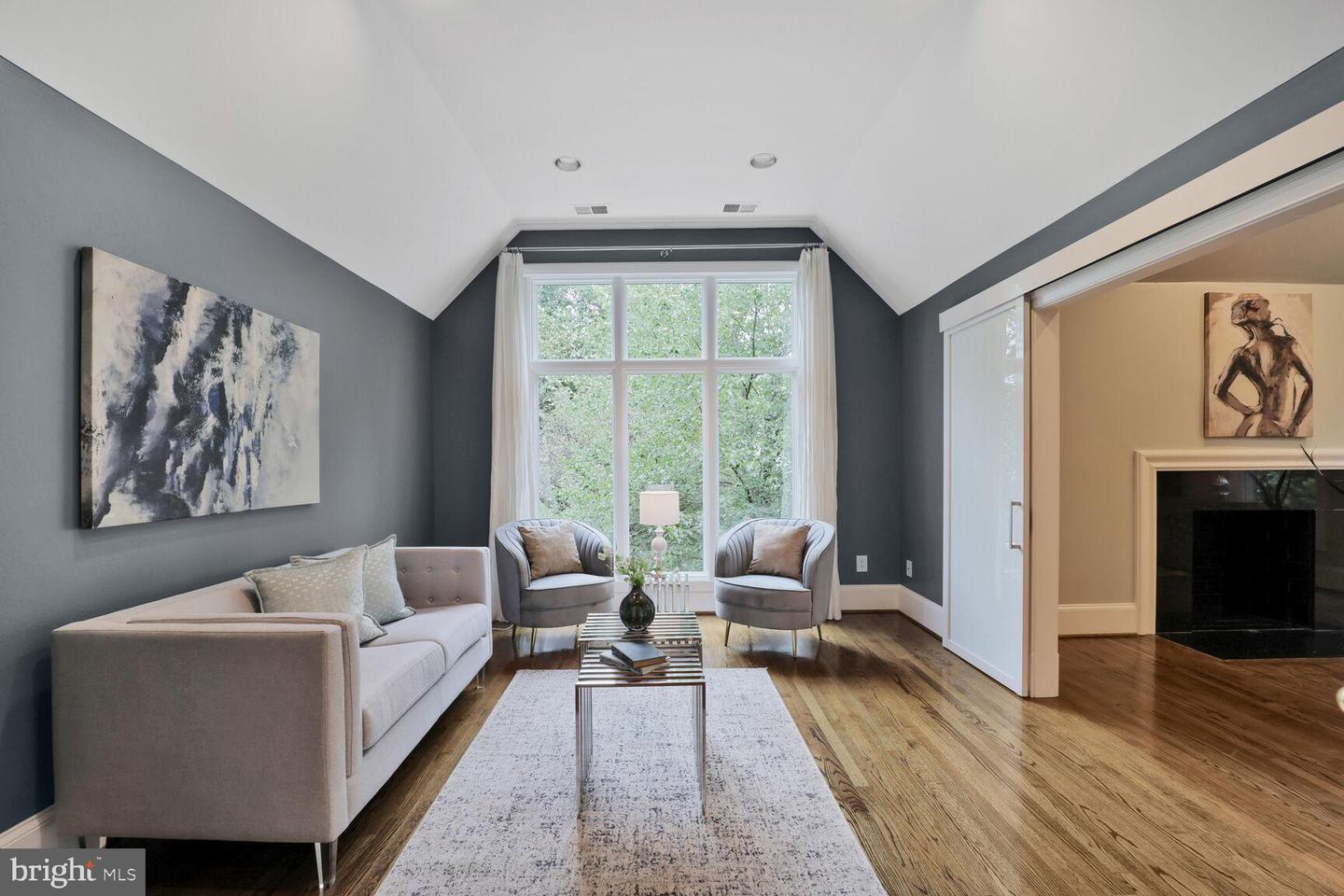 3121 ARIZONA AVE NW, WASHINGTON, District Of Columbia 20016, 5 Bedrooms Bedrooms, ,4 BathroomsBathrooms,Residential,For sale,3121 ARIZONA AVE NW,DCDC2211544 MLS # DCDC2211544