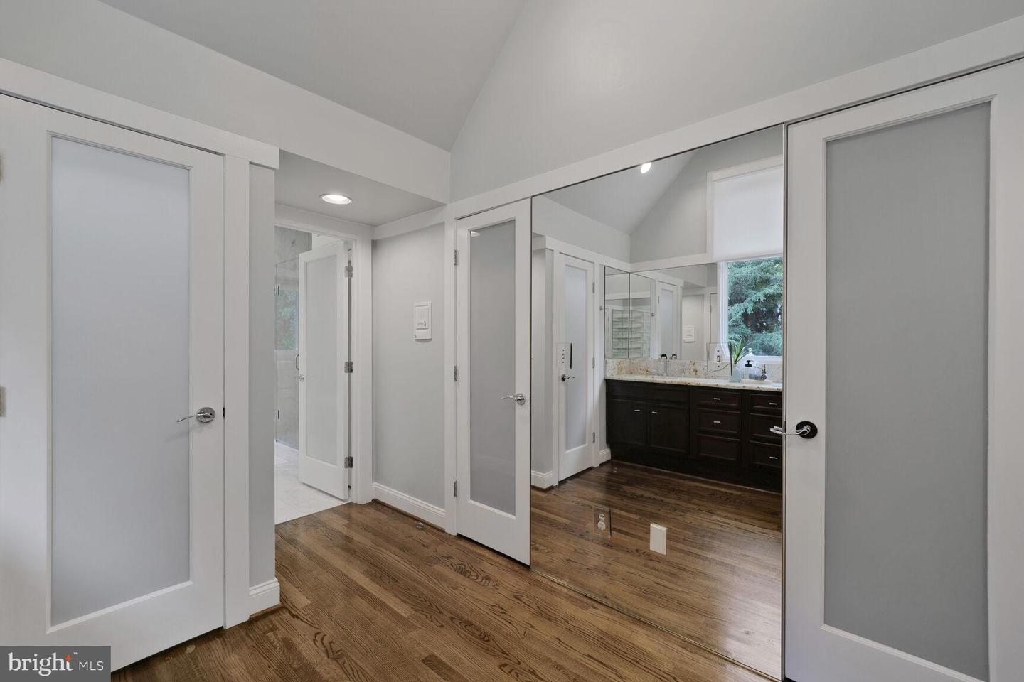3121 ARIZONA AVE NW, WASHINGTON, District Of Columbia 20016, 5 Bedrooms Bedrooms, ,4 BathroomsBathrooms,Residential,For sale,3121 ARIZONA AVE NW,DCDC2211544 MLS # DCDC2211544
