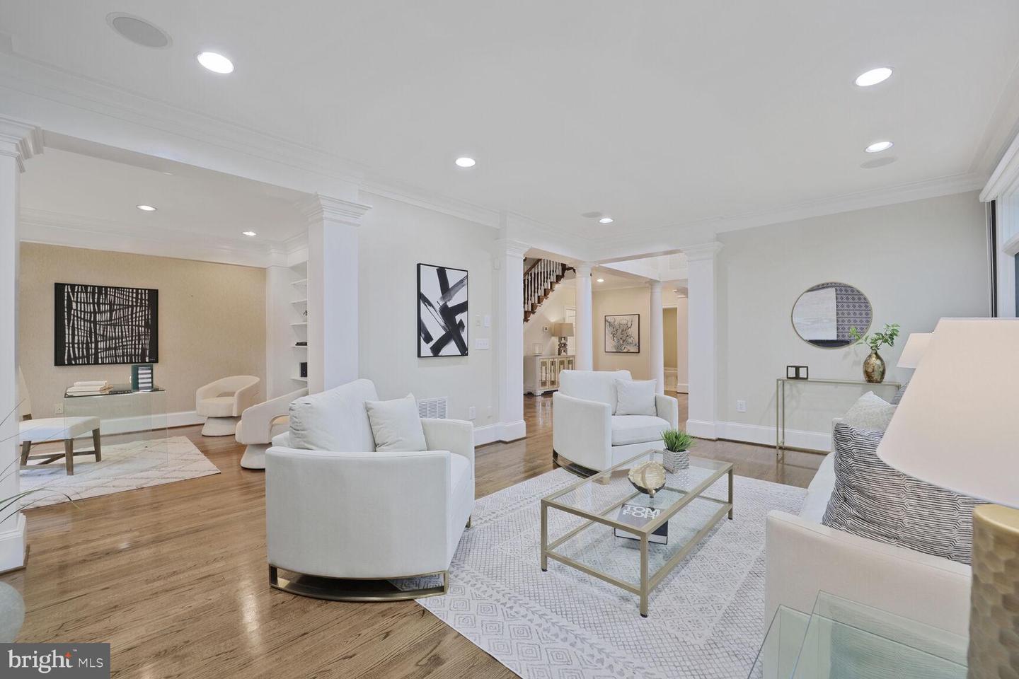 3121 ARIZONA AVE NW, WASHINGTON, District Of Columbia 20016, 5 Bedrooms Bedrooms, ,4 BathroomsBathrooms,Residential,For sale,3121 ARIZONA AVE NW,DCDC2211544 MLS # DCDC2211544