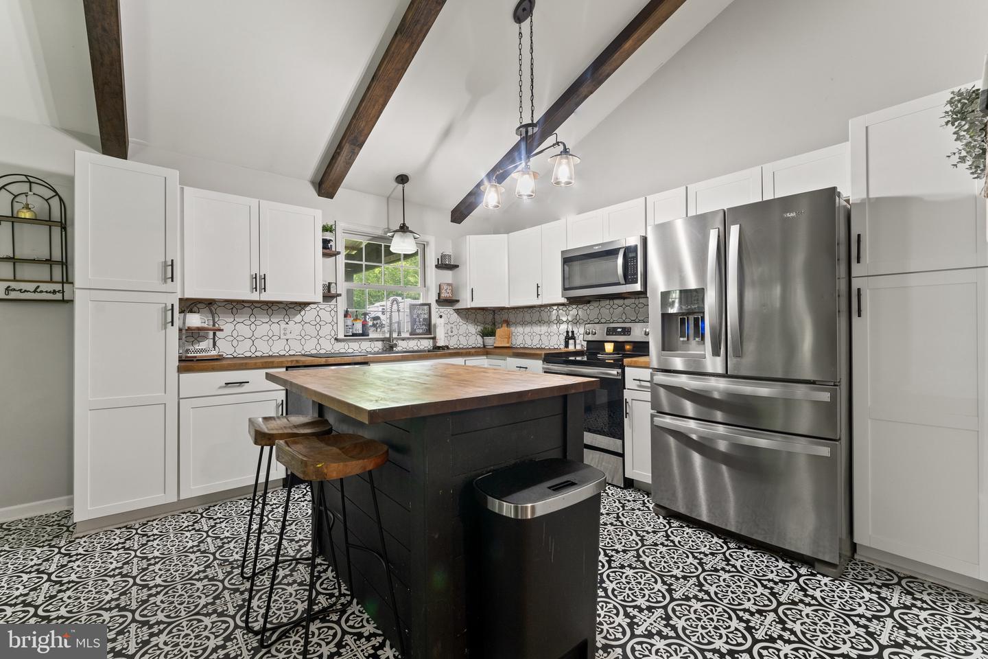 6109 HAMS FORD RD, SPOTSYLVANIA, Virginia 22551, 7 Bedrooms Bedrooms, 16 Rooms Rooms,3 BathroomsBathrooms,Residential,For sale,6109 HAMS FORD RD,VASP2034860 MLS # VASP2034860