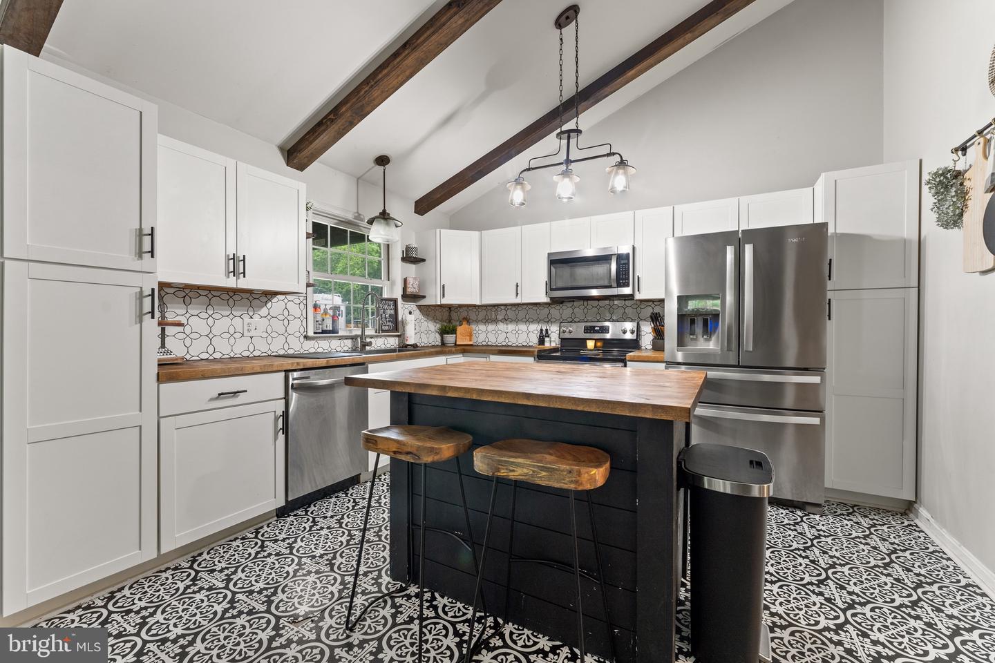 6109 HAMS FORD RD, SPOTSYLVANIA, Virginia 22551, 7 Bedrooms Bedrooms, 16 Rooms Rooms,3 BathroomsBathrooms,Residential,For sale,6109 HAMS FORD RD,VASP2034860 MLS # VASP2034860