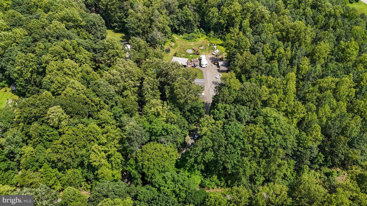 6109 HAMS FORD RD, SPOTSYLVANIA, Virginia 22551, 7 Bedrooms Bedrooms, 16 Rooms Rooms,3 BathroomsBathrooms,Residential,For sale,6109 HAMS FORD RD,VASP2034860 MLS # VASP2034860
