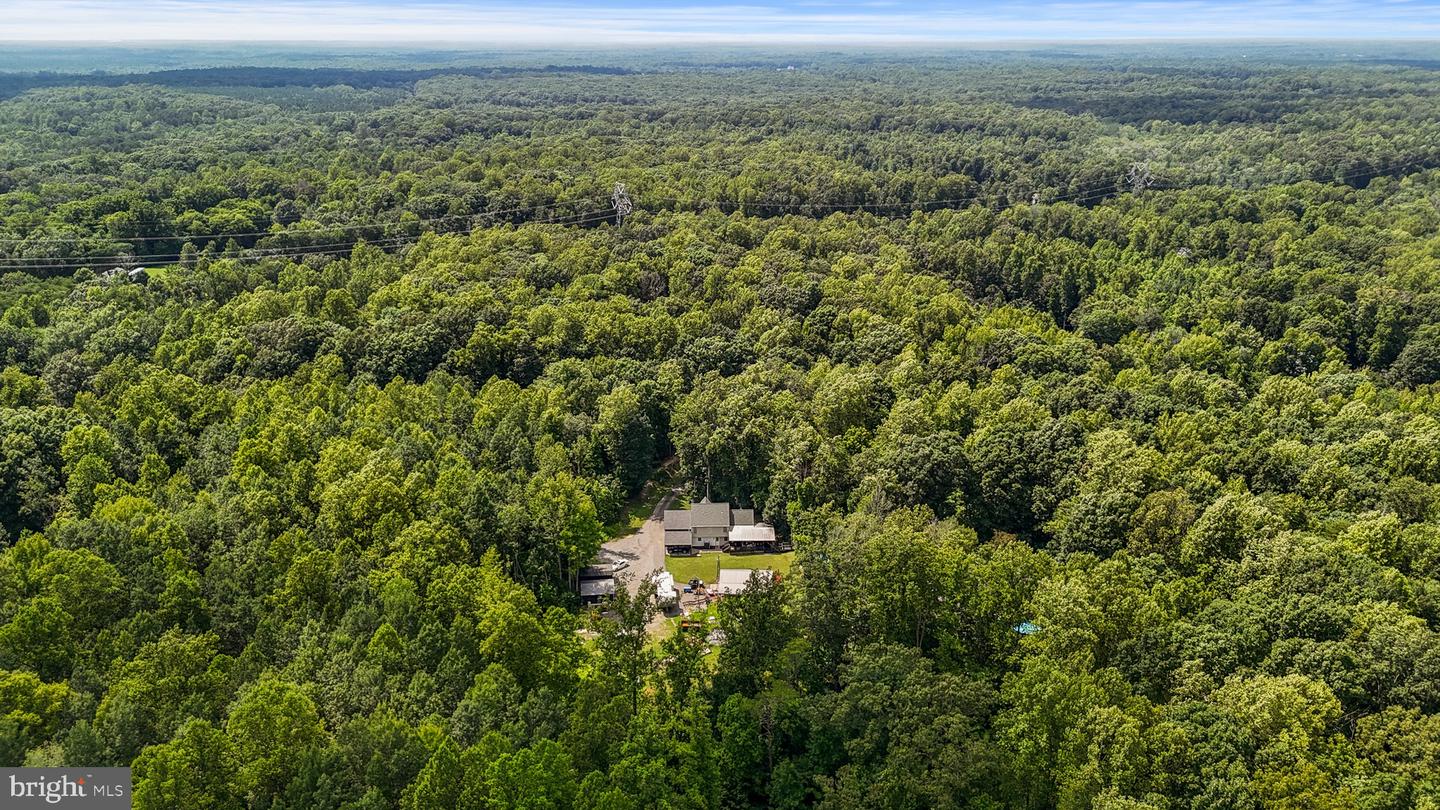 6109 HAMS FORD RD, SPOTSYLVANIA, Virginia 22551, 7 Bedrooms Bedrooms, 16 Rooms Rooms,3 BathroomsBathrooms,Residential,For sale,6109 HAMS FORD RD,VASP2034860 MLS # VASP2034860