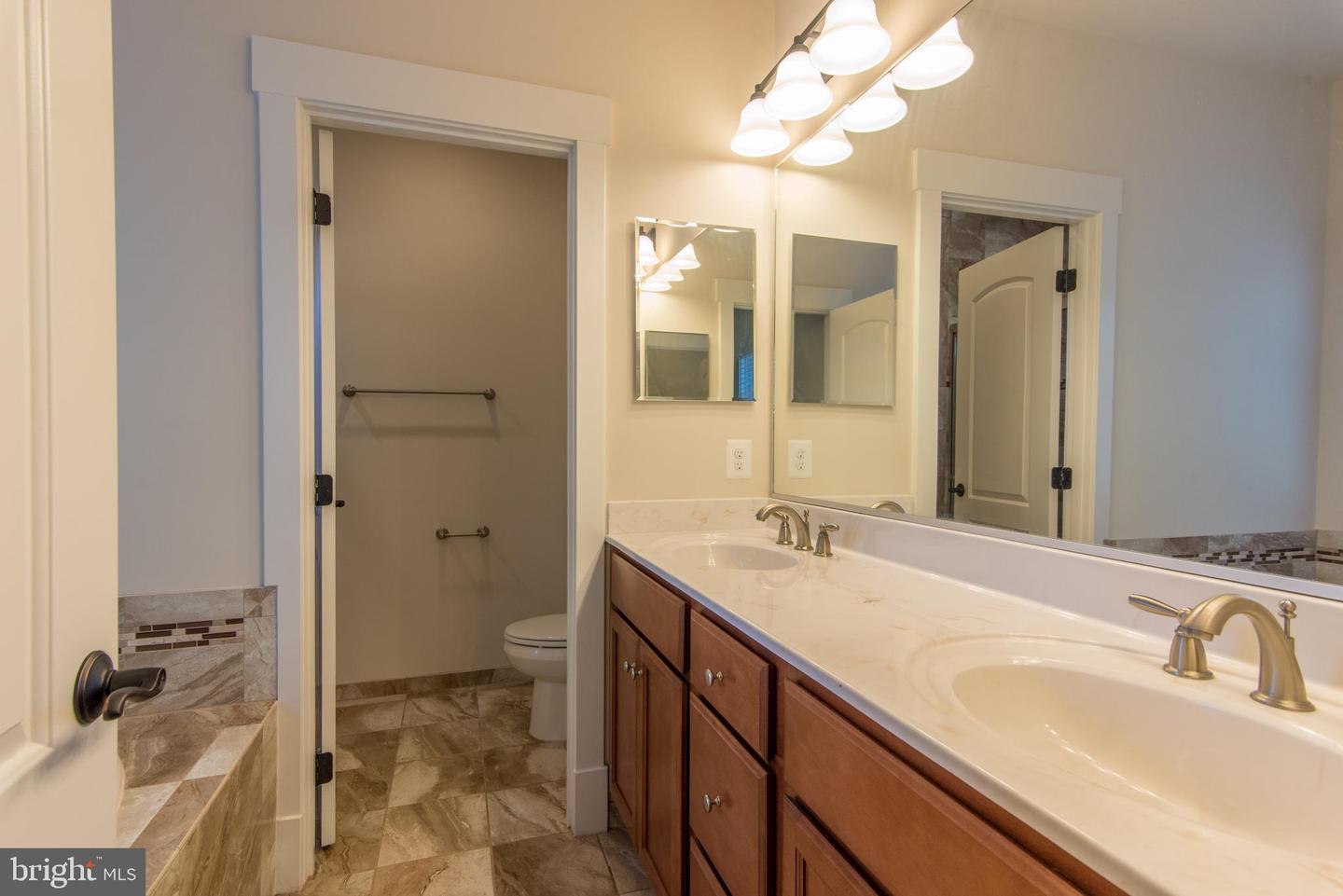 3209 GARY CT, FALLS CHURCH, Virginia 22042, 5 Bedrooms Bedrooms, ,5 BathroomsBathrooms,Residential,For sale,3209 GARY CT,VAFX2256910 MLS # VAFX2256910