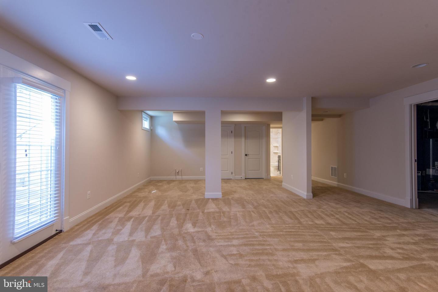 3209 GARY CT, FALLS CHURCH, Virginia 22042, 5 Bedrooms Bedrooms, ,5 BathroomsBathrooms,Residential,For sale,3209 GARY CT,VAFX2256910 MLS # VAFX2256910