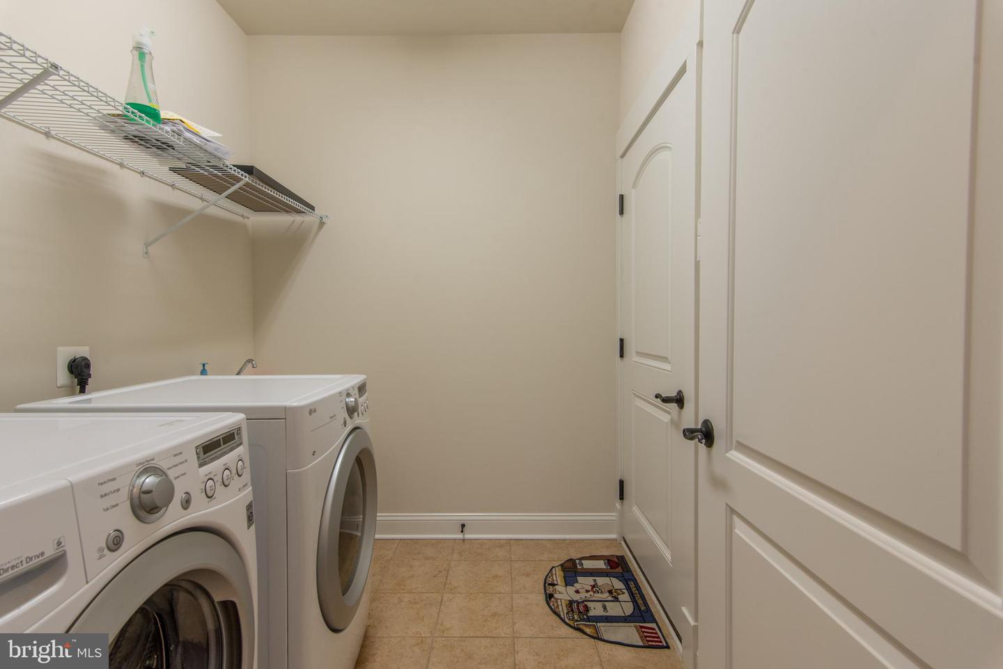 3209 GARY CT, FALLS CHURCH, Virginia 22042, 5 Bedrooms Bedrooms, ,5 BathroomsBathrooms,Residential,For sale,3209 GARY CT,VAFX2256910 MLS # VAFX2256910