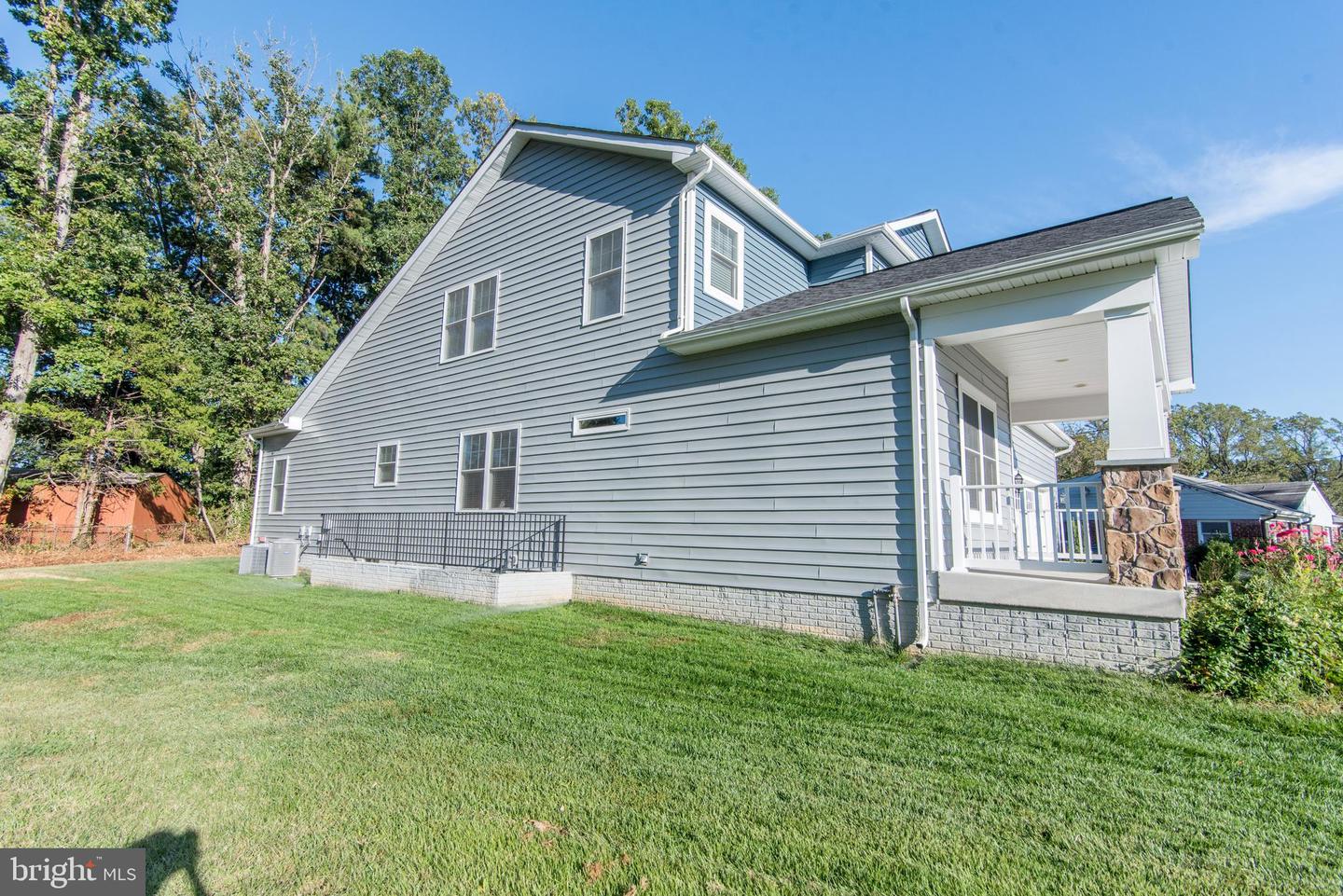 3209 GARY CT, FALLS CHURCH, Virginia 22042, 5 Bedrooms Bedrooms, ,5 BathroomsBathrooms,Residential,For sale,3209 GARY CT,VAFX2256910 MLS # VAFX2256910