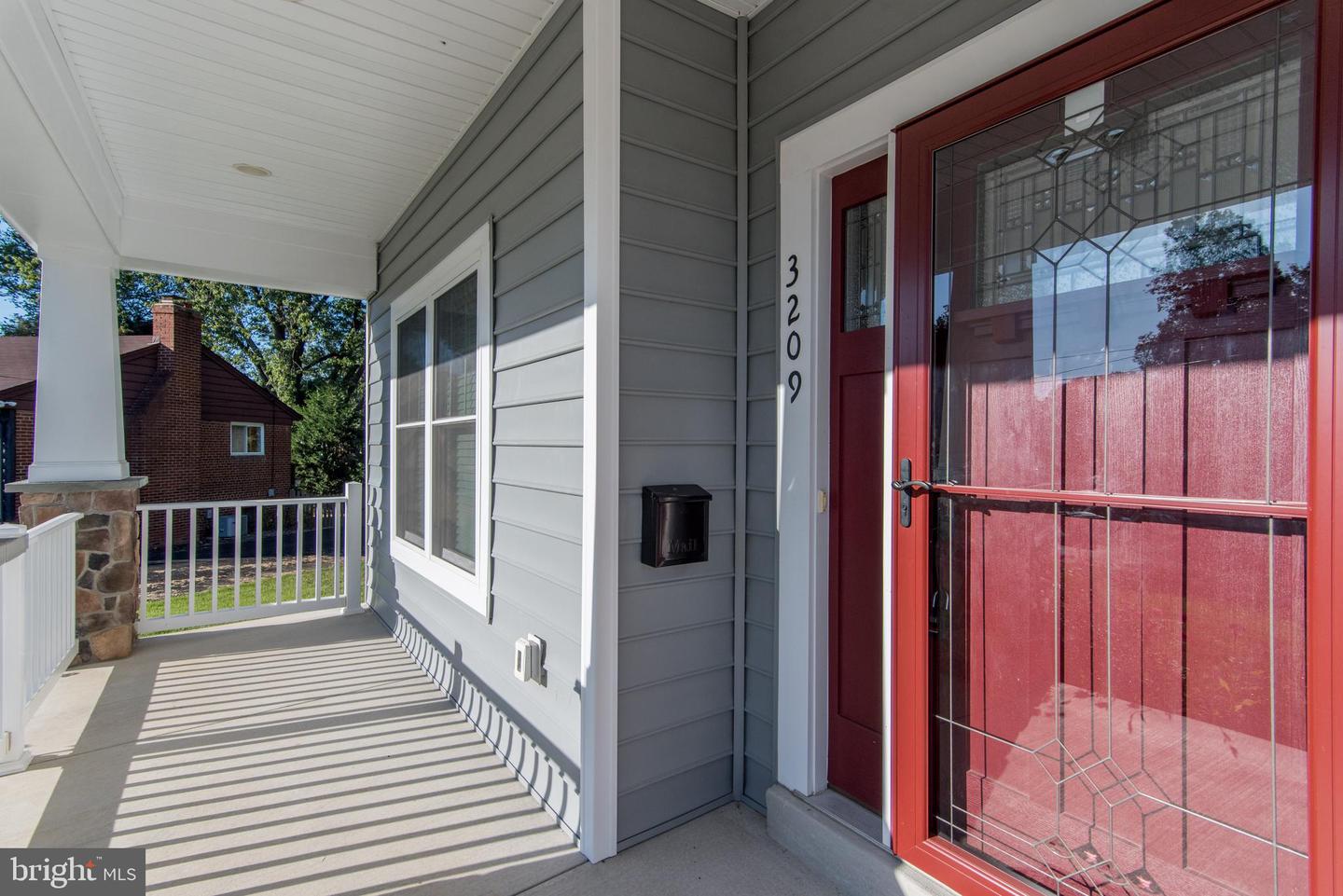 3209 GARY CT, FALLS CHURCH, Virginia 22042, 5 Bedrooms Bedrooms, ,5 BathroomsBathrooms,Residential,For sale,3209 GARY CT,VAFX2256910 MLS # VAFX2256910