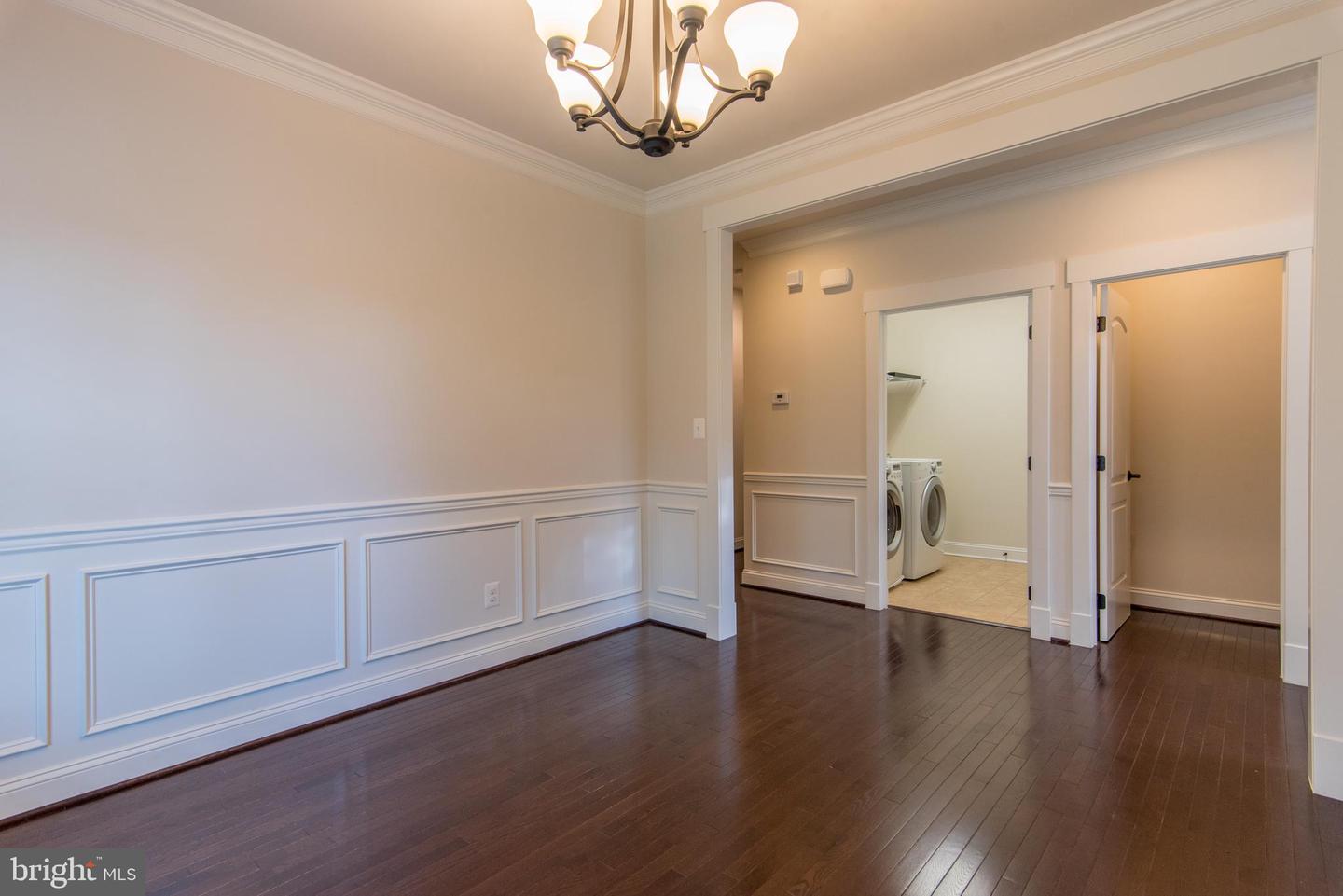 3209 GARY CT, FALLS CHURCH, Virginia 22042, 5 Bedrooms Bedrooms, ,5 BathroomsBathrooms,Residential,For sale,3209 GARY CT,VAFX2256910 MLS # VAFX2256910