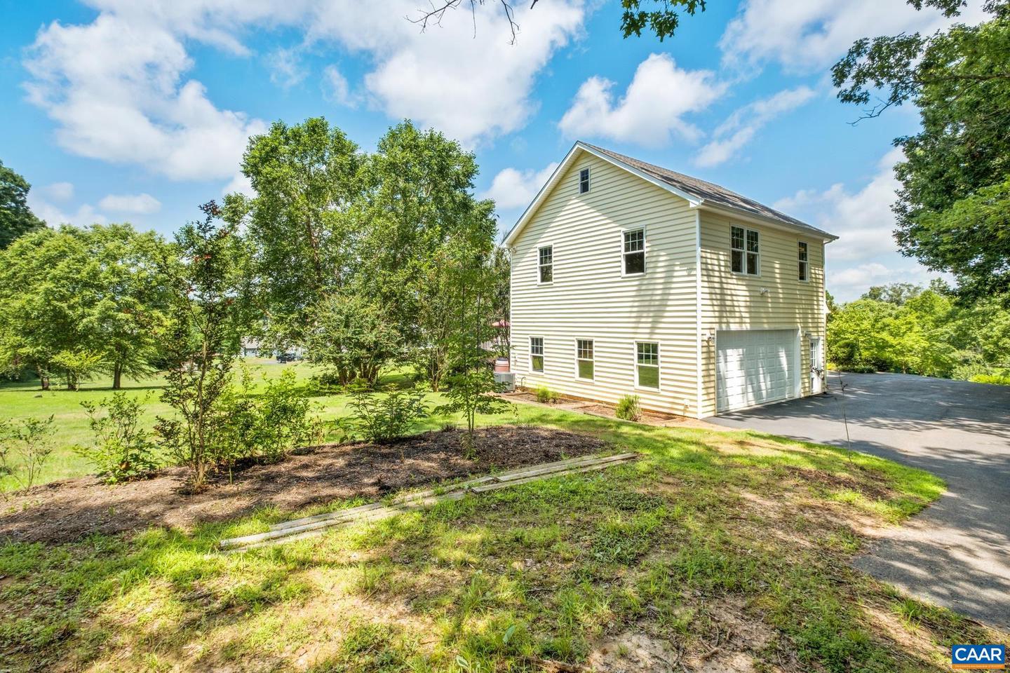 482 LONDON CT, RUCKERSVILLE, Virginia 22968, 5 Bedrooms Bedrooms, ,5 BathroomsBathrooms,Residential,For sale,482 LONDON CT,667020 MLS # 667020