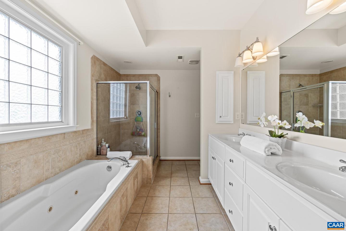 363 GRAYROCK DR, CROZET, Virginia 22932, 5 Bedrooms Bedrooms, ,3 BathroomsBathrooms,Residential,For sale,363 GRAYROCK DR,667021 MLS # 667021