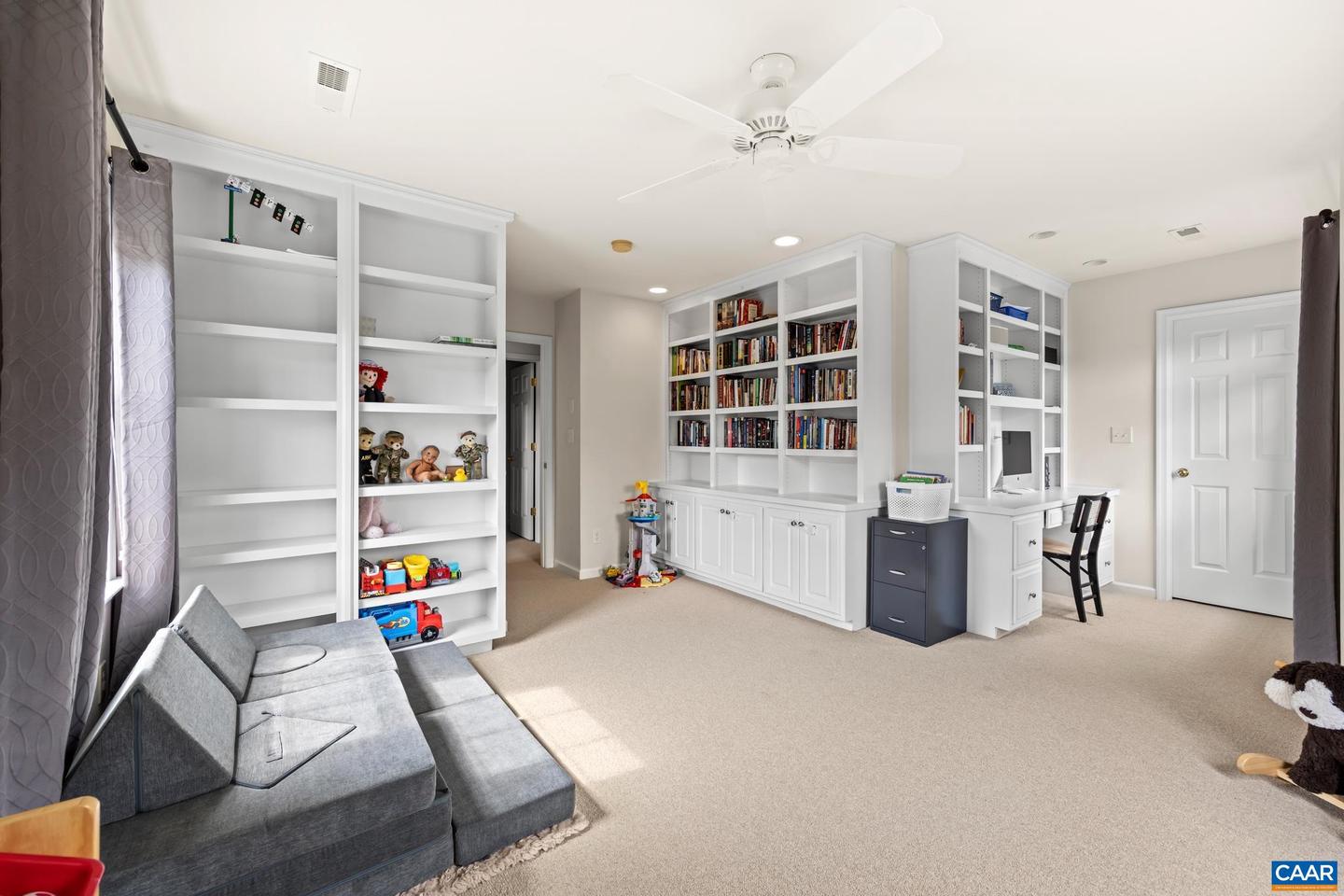 363 GRAYROCK DR, CROZET, Virginia 22932, 5 Bedrooms Bedrooms, ,3 BathroomsBathrooms,Residential,For sale,363 GRAYROCK DR,667021 MLS # 667021
