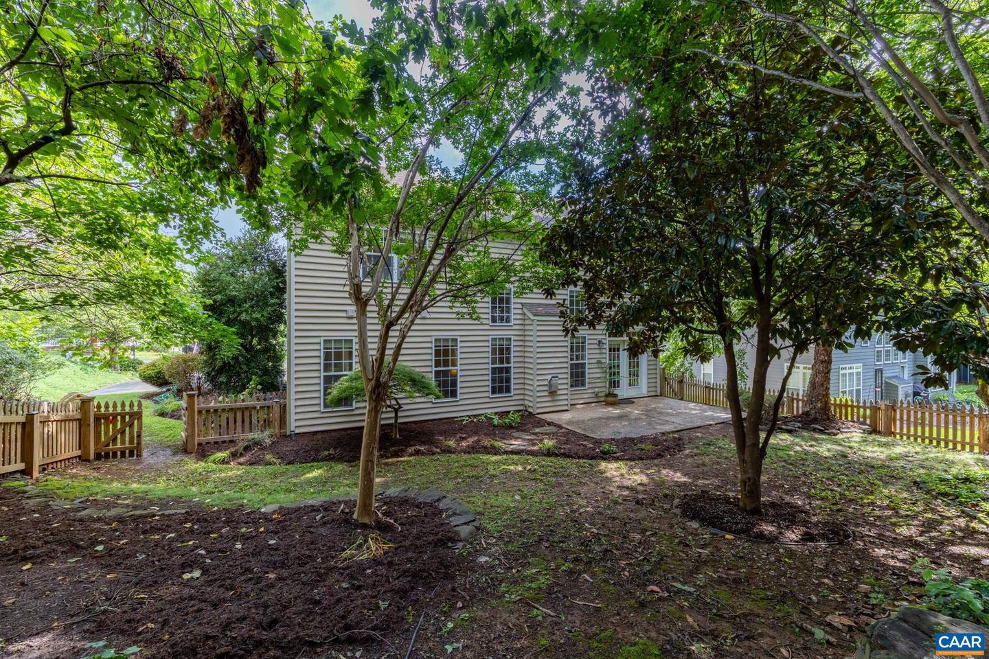 363 GRAYROCK DR, CROZET, Virginia 22932, 5 Bedrooms Bedrooms, ,3 BathroomsBathrooms,Residential,For sale,363 GRAYROCK DR,667021 MLS # 667021