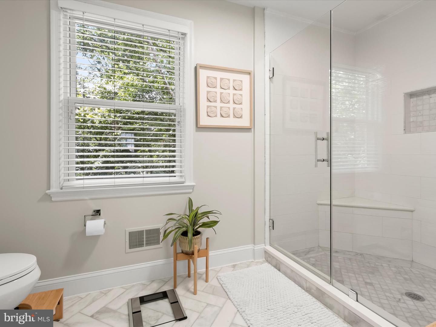 5135 YUMA ST NW, WASHINGTON, District Of Columbia 20016, 4 Bedrooms Bedrooms, ,5 BathroomsBathrooms,Residential,For sale,5135 YUMA ST NW,DCDC2211618 MLS # DCDC2211618