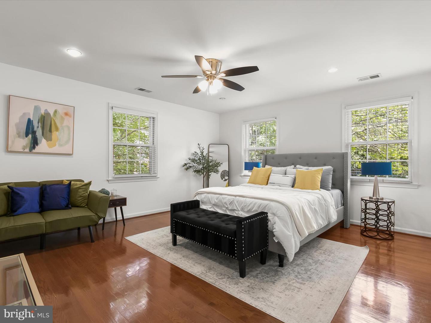 5135 YUMA ST NW, WASHINGTON, District Of Columbia 20016, 4 Bedrooms Bedrooms, ,5 BathroomsBathrooms,Residential,For sale,5135 YUMA ST NW,DCDC2211618 MLS # DCDC2211618