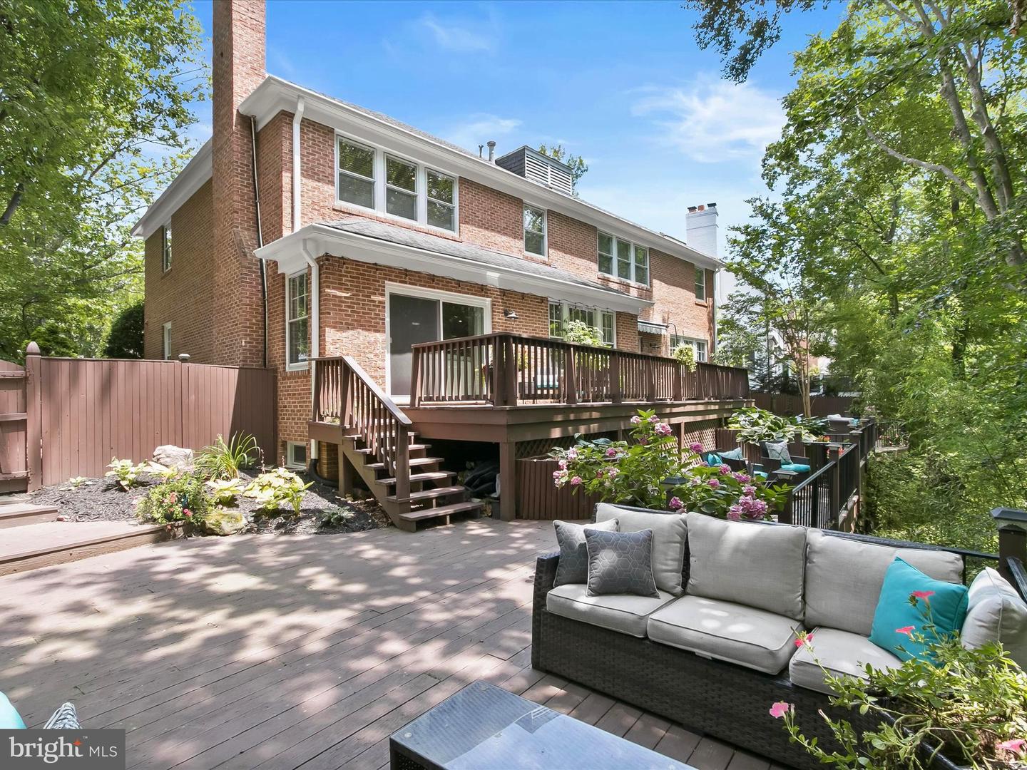 5135 YUMA ST NW, WASHINGTON, District Of Columbia 20016, 4 Bedrooms Bedrooms, ,5 BathroomsBathrooms,Residential,For sale,5135 YUMA ST NW,DCDC2211618 MLS # DCDC2211618
