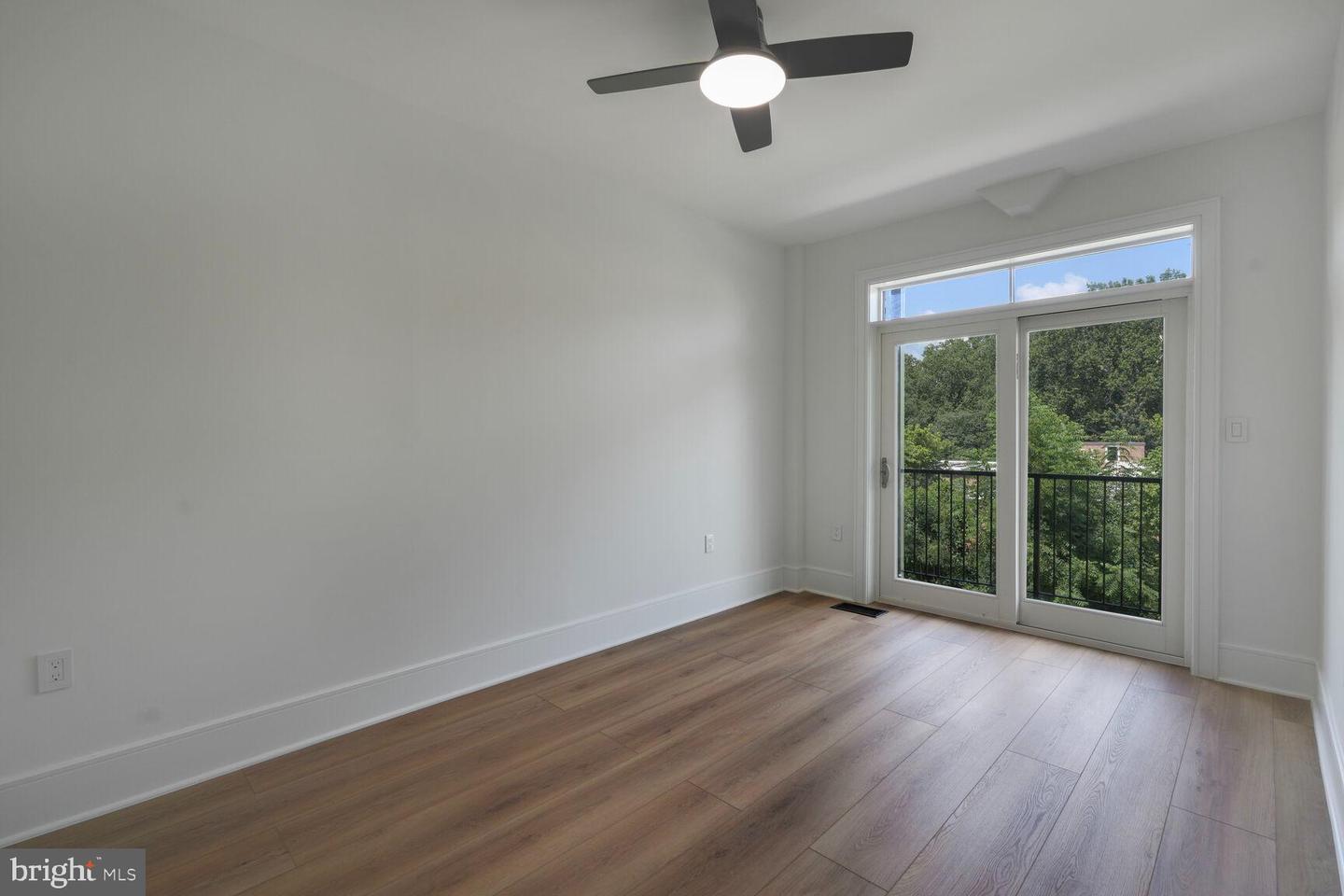 2524 41ST ST NW #UNIT 2, WASHINGTON, District Of Columbia 20007, 2 Bedrooms Bedrooms, ,2 BathroomsBathrooms,Residential,For sale,2524 41ST ST NW #UNIT 2,DCDC2211628 MLS # DCDC2211628