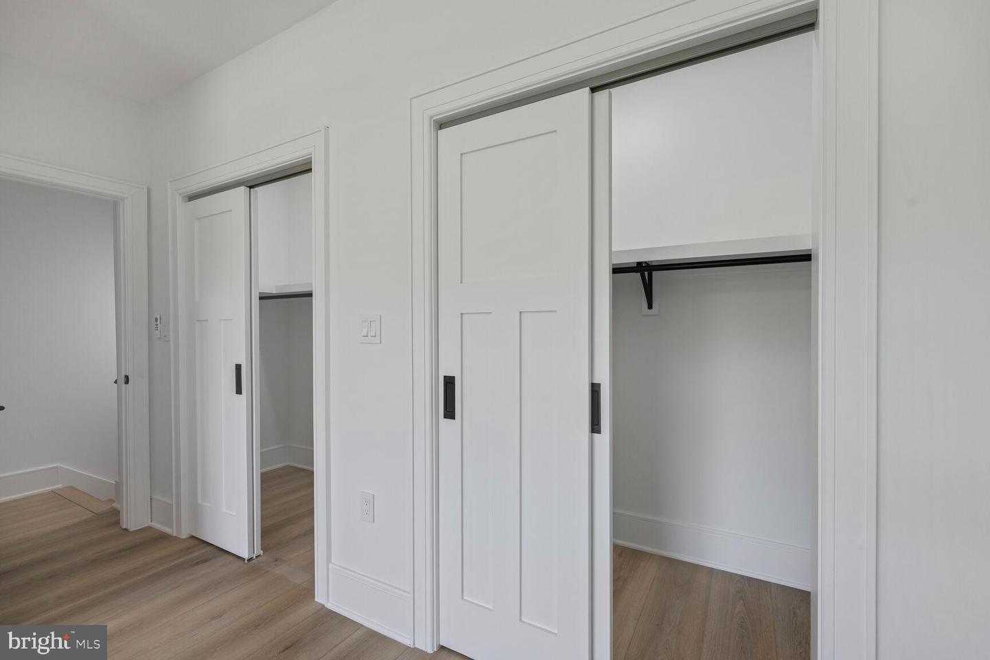 2524 41ST ST NW #UNIT 2, WASHINGTON, District Of Columbia 20007, 2 Bedrooms Bedrooms, ,2 BathroomsBathrooms,Residential,For sale,2524 41ST ST NW #UNIT 2,DCDC2211628 MLS # DCDC2211628