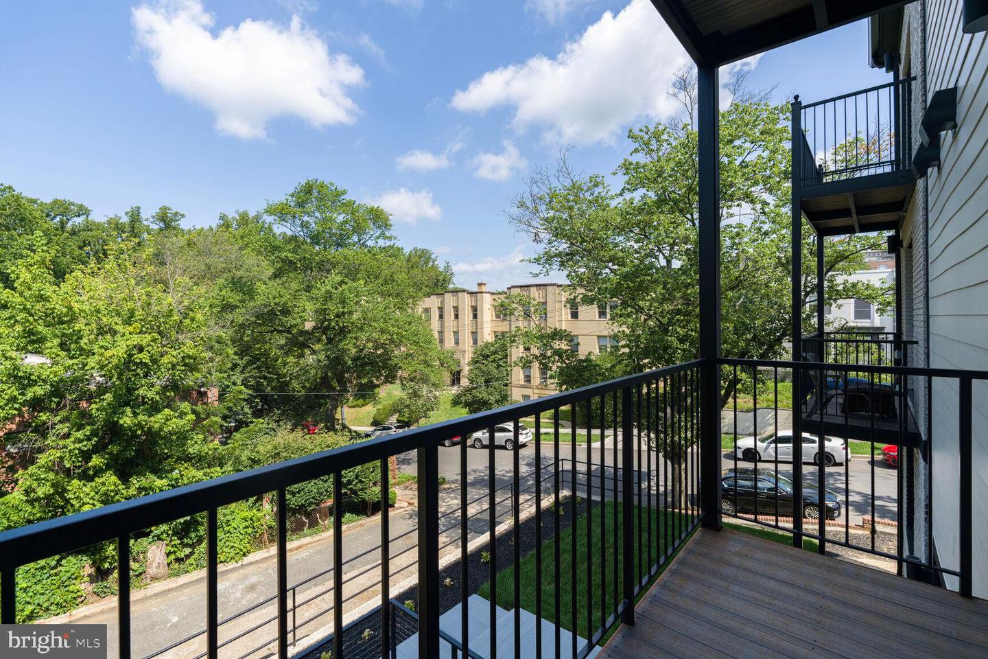 2524 41ST ST NW #UNIT 2, WASHINGTON, District Of Columbia 20007, 2 Bedrooms Bedrooms, ,2 BathroomsBathrooms,Residential,For sale,2524 41ST ST NW #UNIT 2,DCDC2211628 MLS # DCDC2211628