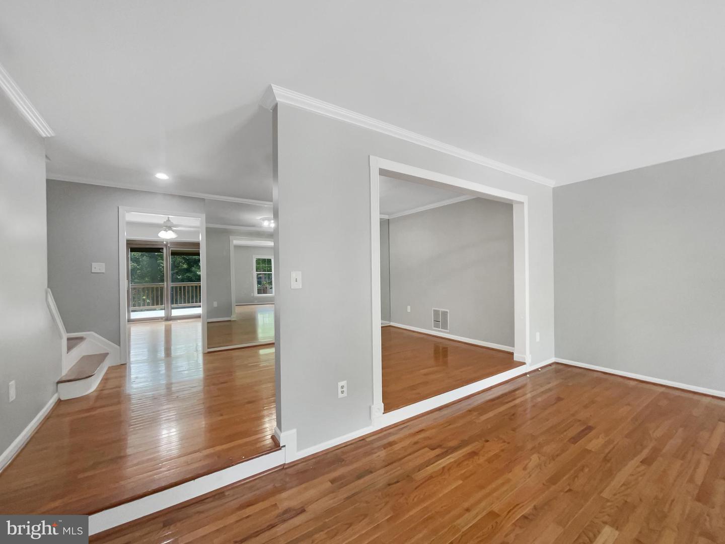 7227 GENTIAN CT, SPRINGFIELD, Virginia 22152, 3 Bedrooms Bedrooms, ,2 BathroomsBathrooms,Residential,For sale,7227 GENTIAN CT,VAFX2256944 MLS # VAFX2256944