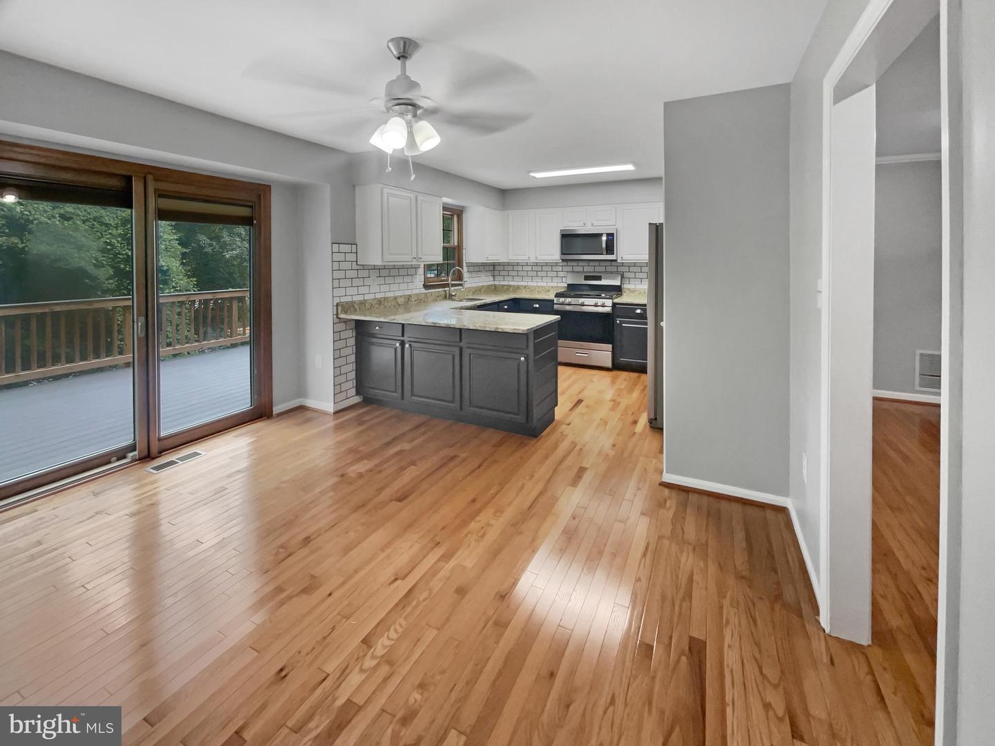 7227 GENTIAN CT, SPRINGFIELD, Virginia 22152, 3 Bedrooms Bedrooms, ,2 BathroomsBathrooms,Residential,For sale,7227 GENTIAN CT,VAFX2256944 MLS # VAFX2256944