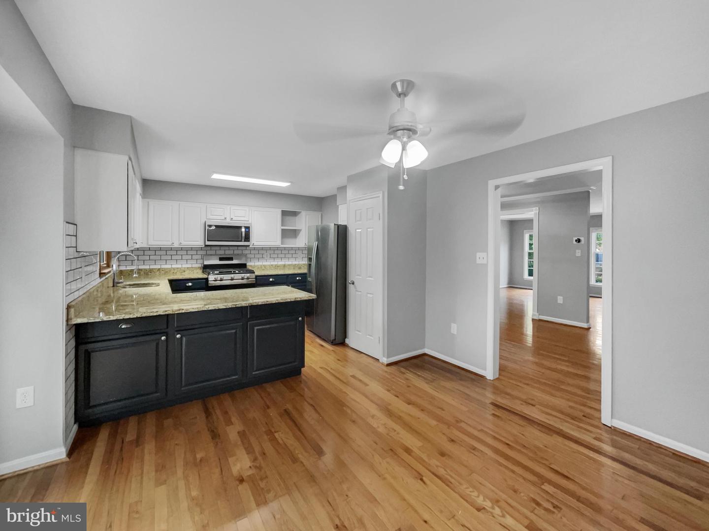 7227 GENTIAN CT, SPRINGFIELD, Virginia 22152, 3 Bedrooms Bedrooms, ,2 BathroomsBathrooms,Residential,For sale,7227 GENTIAN CT,VAFX2256944 MLS # VAFX2256944